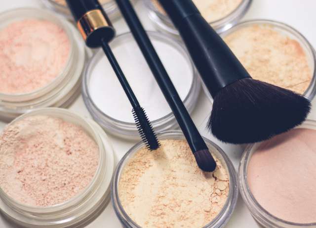 duochrome-cosmetics-2.jpg