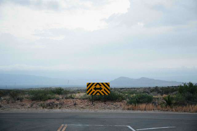 traffic-sign-color-2.jpg